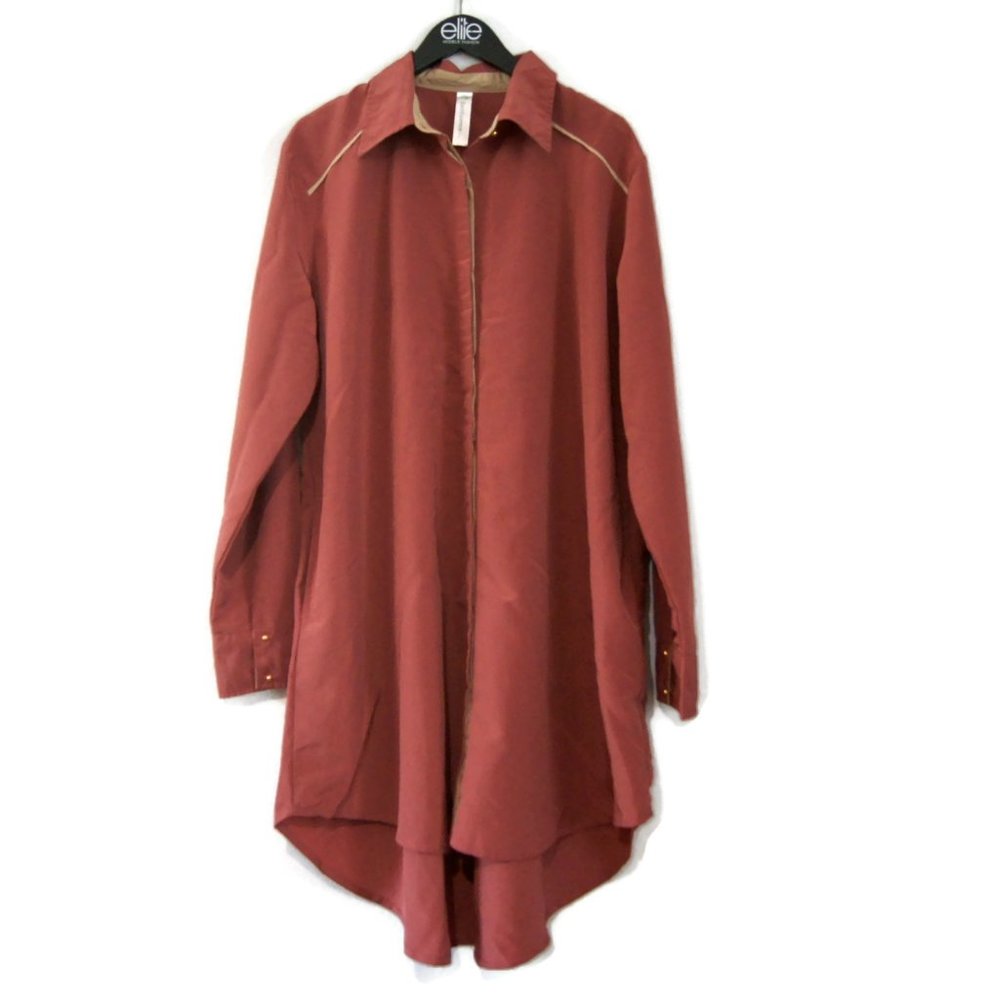 East Essence Tunic Top Women's Pockets Front Button